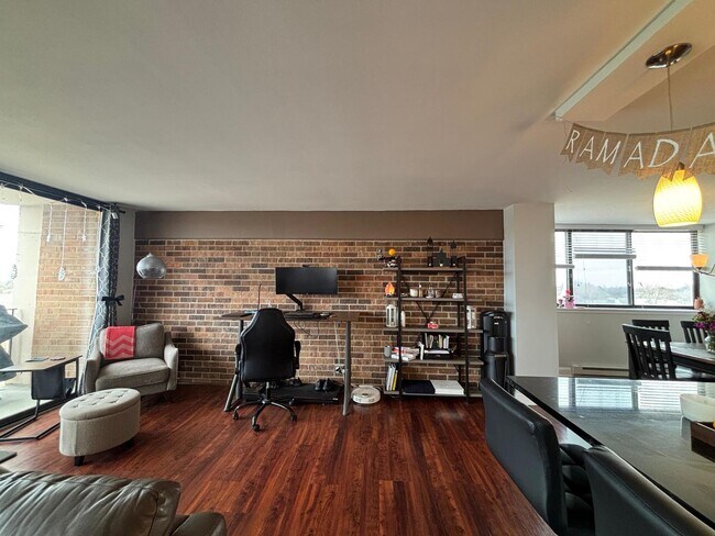 Building Photo - 101 Bar Harbour Rd