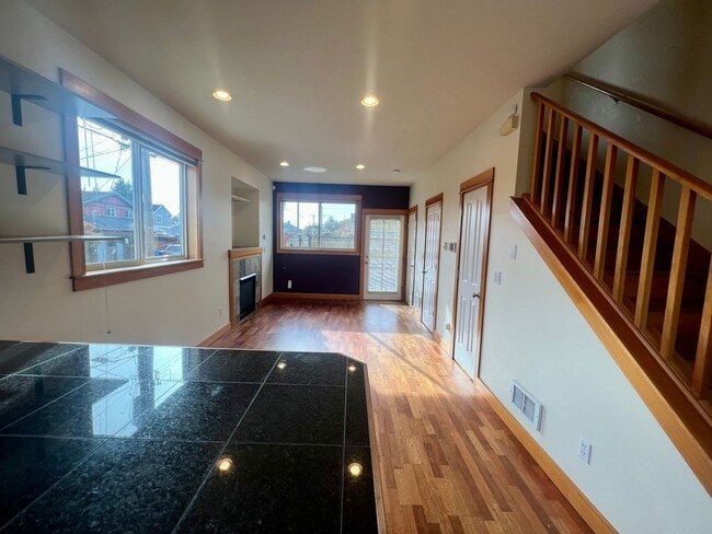 Photo - Beacon Hill Townhouse