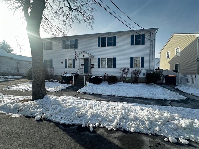 Building Photo - 6 Maple St