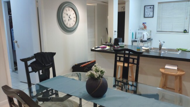 Foto del edificio - 4805 NW 35th St