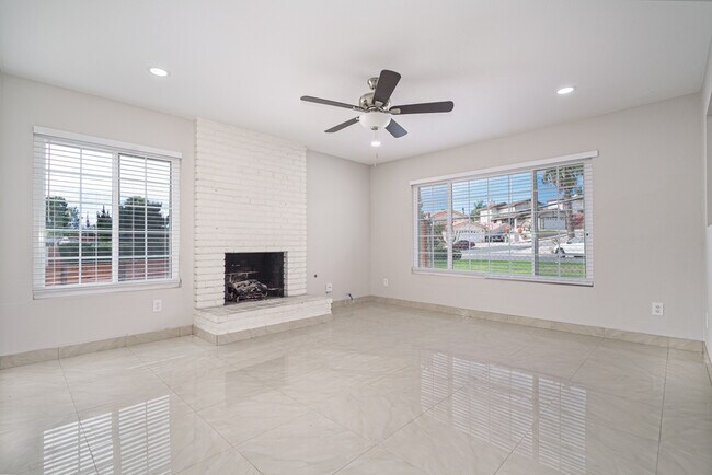 Building Photo - 6006 Parkside Ave