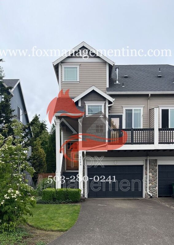 Primary Photo - 2826 Raymond St