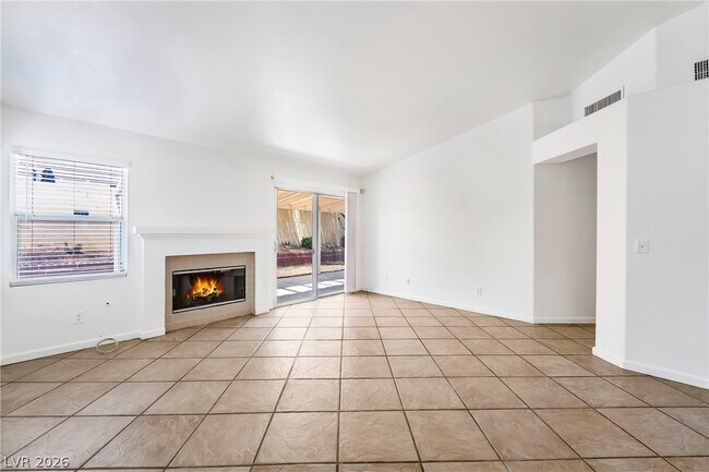 Foto del edificio - 7648 Little Valley Ave