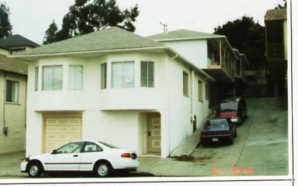 Building Photo - 1042 Grand Ave