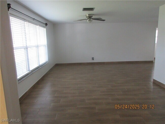 Foto del edificio - 1706 NE 6th Terrace