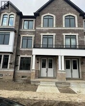 Building Photo - 65 Minnock St