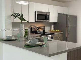 Foto del edificio - 10111 W Sunrise Blvd