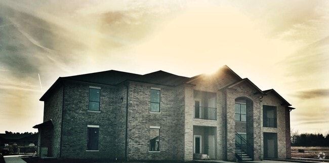 Building Photo - The Heights