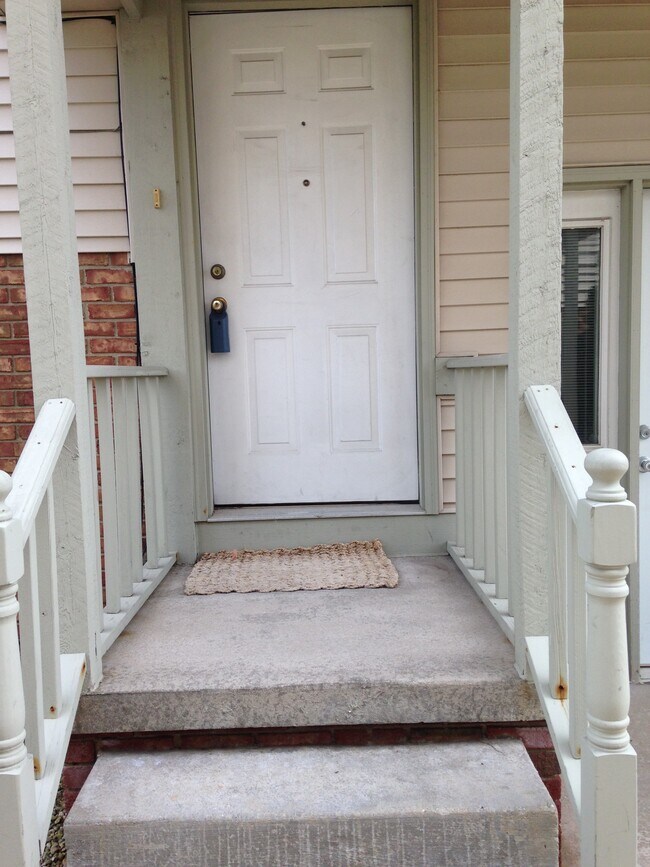Foto del edificio - 9812 Parkway Dr