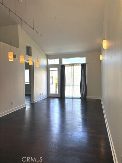 Foto del edificio - 600 Ridgeley Dr