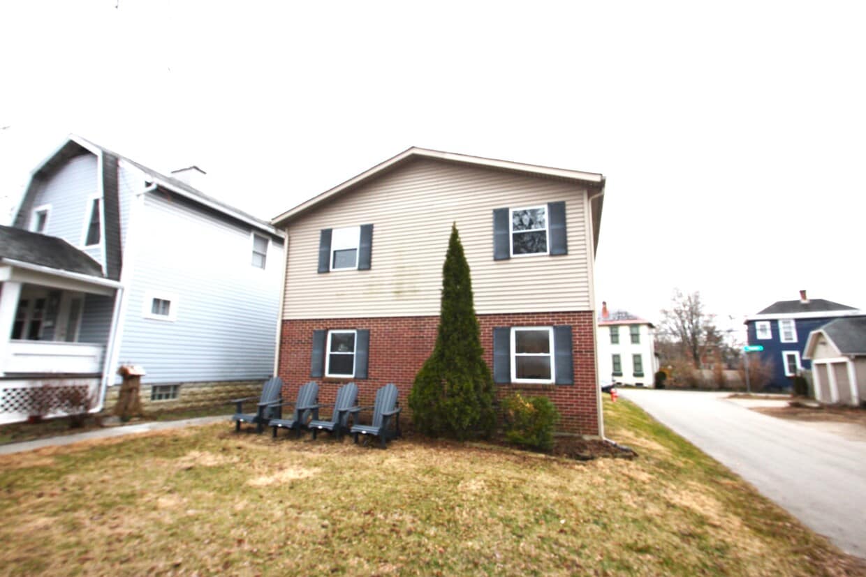 Primary Photo - 315 Forest St