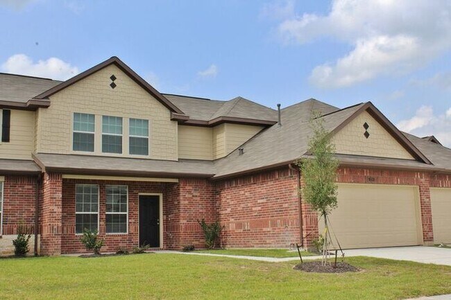 Foto del edificio - 12255 Roy Mix Bohn Lane