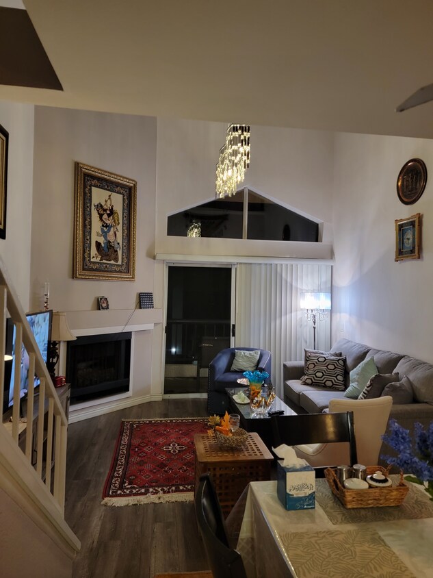Foto principal - 5520 Owensmouth Ave