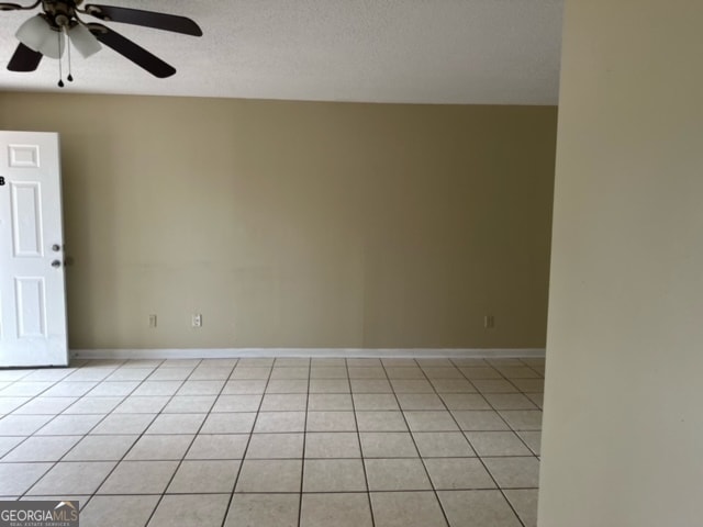 Building Photo - 323 Carriage Ln