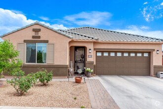 Building Photo - 729 W Silver Reef Dr