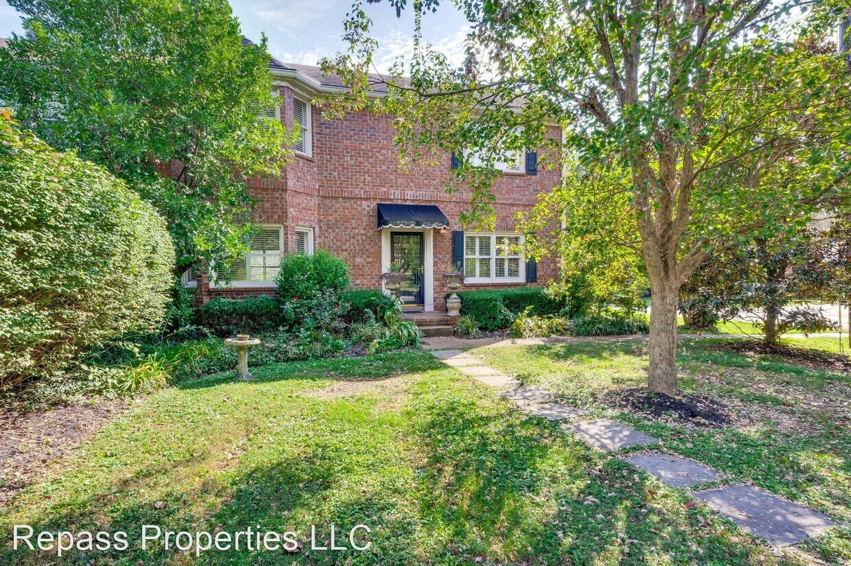 Foto principal - 3 br, 3.5 bath House - 1148 Granny White Ct.