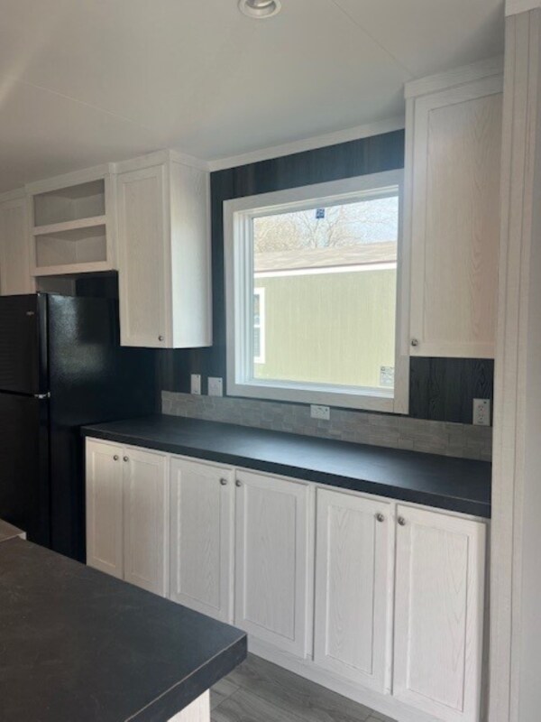 Foto del edificio - 15927 S Flores St