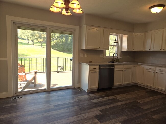 Foto del edificio - 14 Spring House Ct