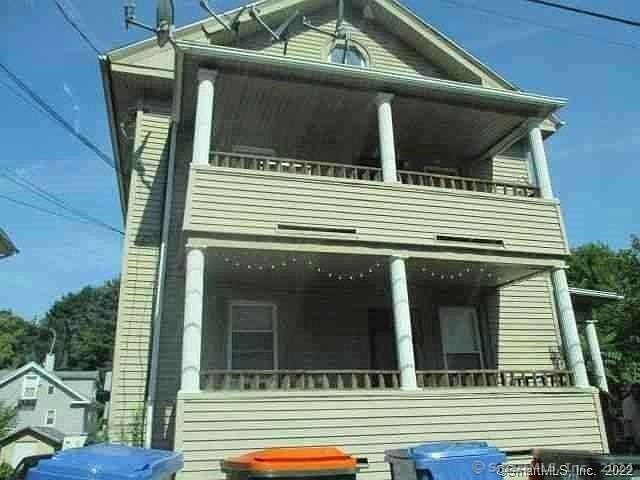 Primary Photo - 107 Willow St