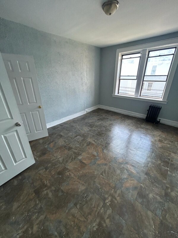 Foto del edificio - 402 Hawthorne Ave
