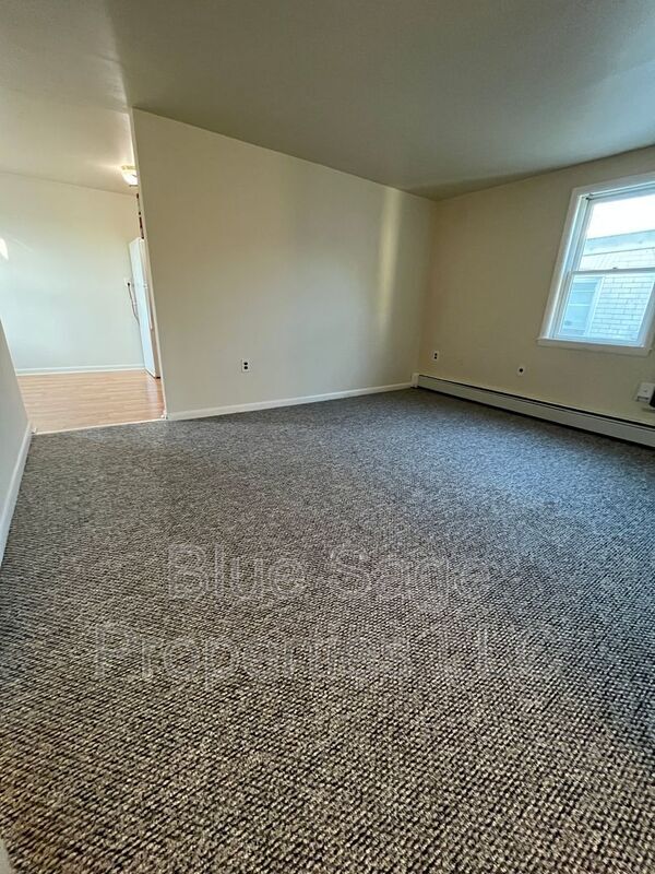 Foto del edificio - 1010 Yates Ave