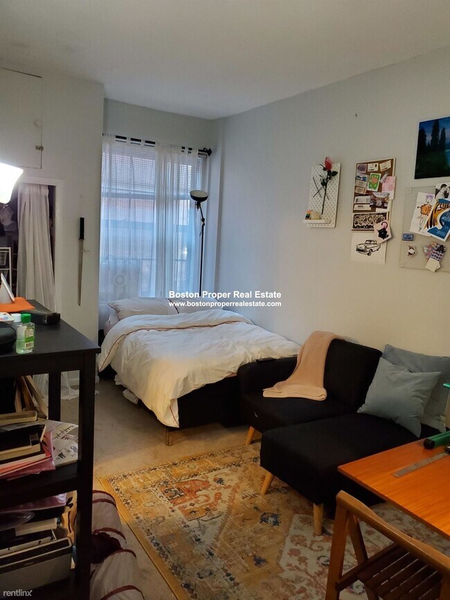 Building Photo - Studio, 1 bath  - 172 Saint Botolph St 5