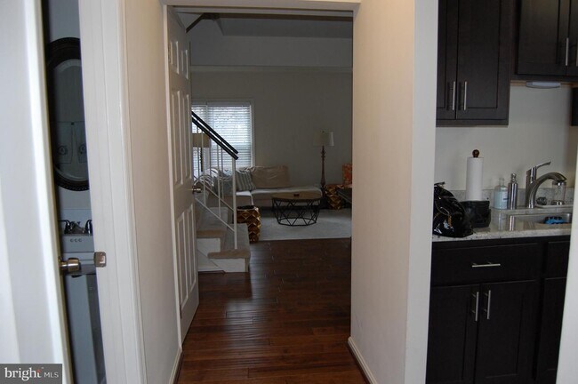 Building Photo - 2822 Shawn Leigh Dr