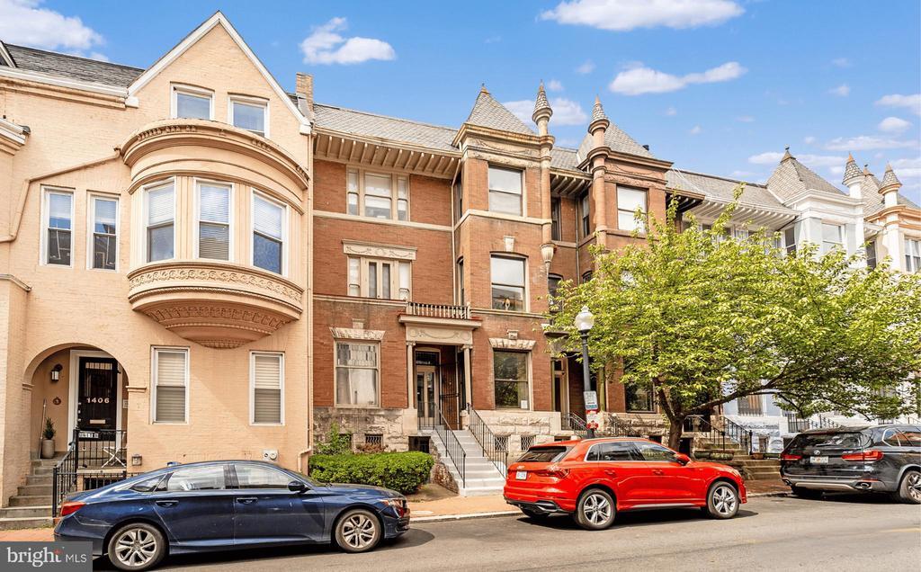 Primary Photo - 1408 Hopkins St NW