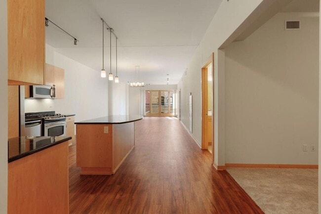 Foto del edificio - 401 N 2nd St