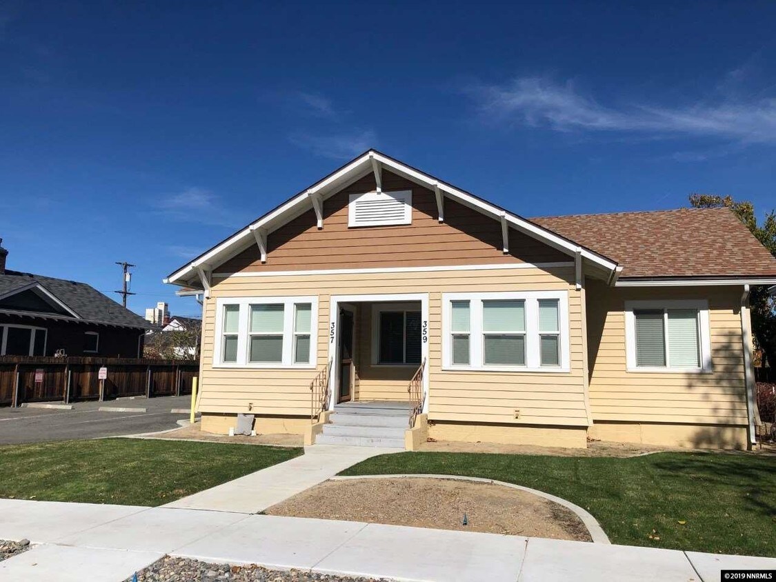 357 Roberts St, Reno, NV 89502 Townhouse for Rent in Reno, NV