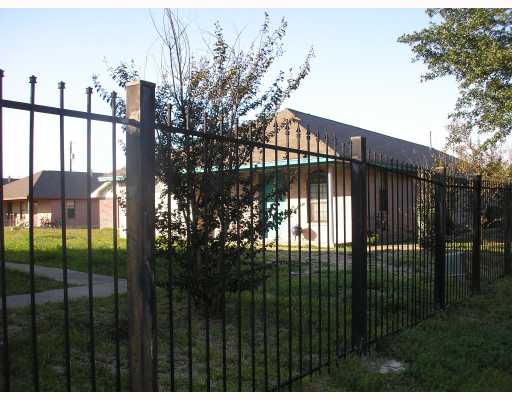 Foto del edificio - 401-409 W 14th & 15th St