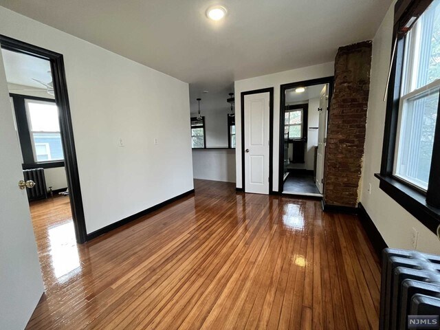 Building Photo - 10 Fairview Pl