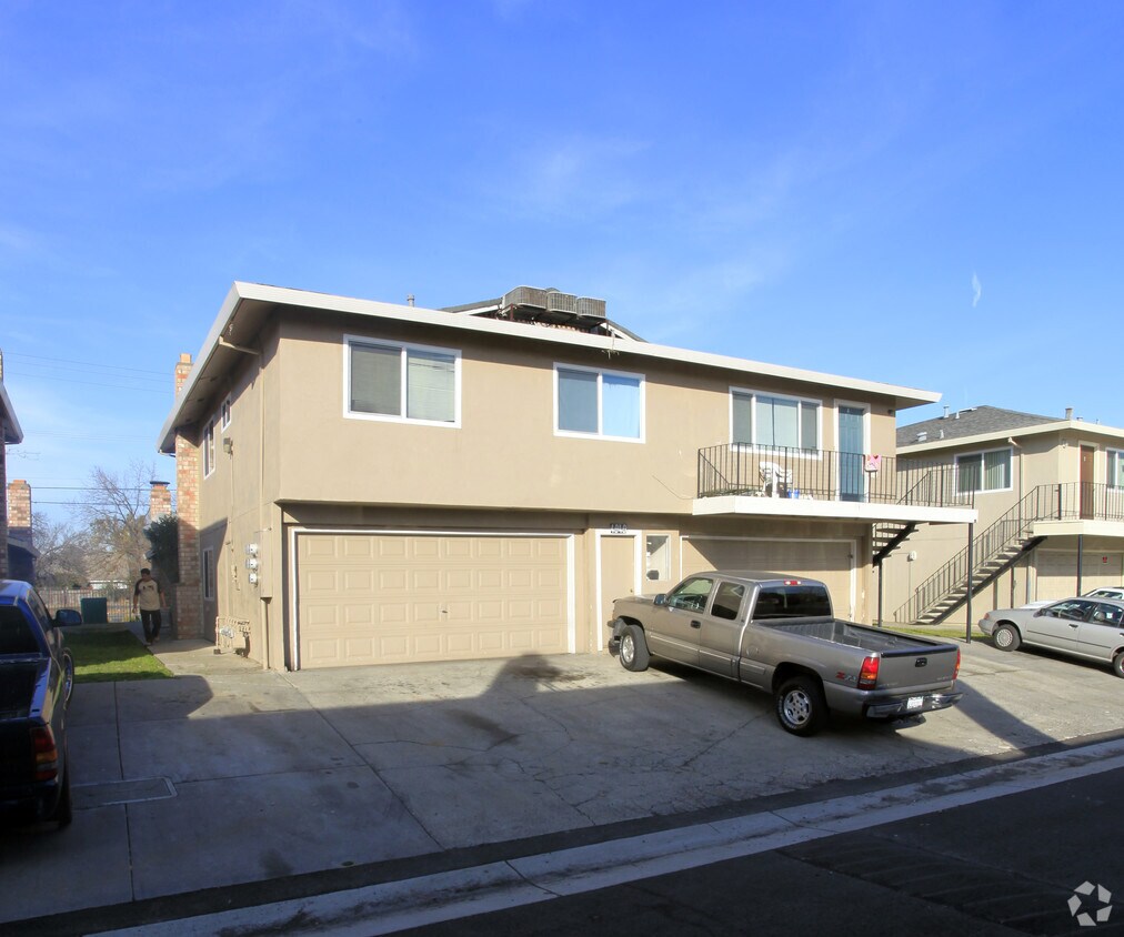 Foto del edificio - 4040 Fruitridge Rd