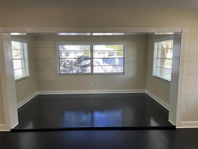 Foto del edificio - 4122 W Empedrado St