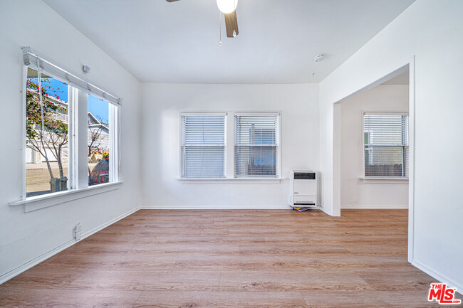 Building Photo - 1131 Manhattan Ave