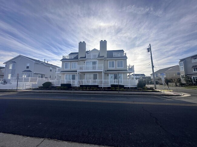 Foto del edificio - 227 N 36th Ave