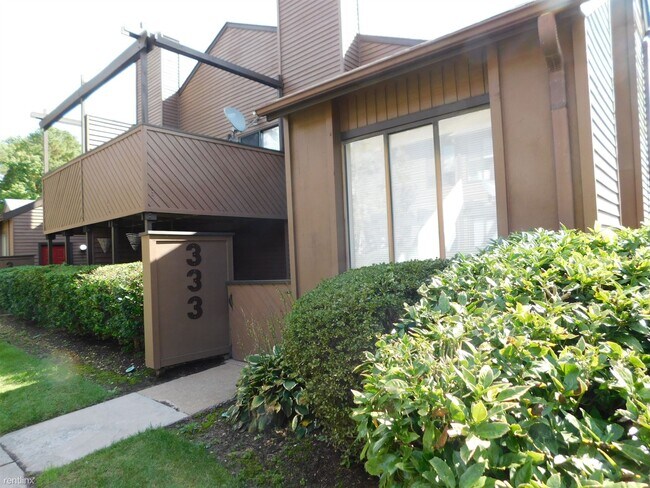 Building Photo - 2 br, 2 bath Condo - 333 Bantry Cross Arbo...