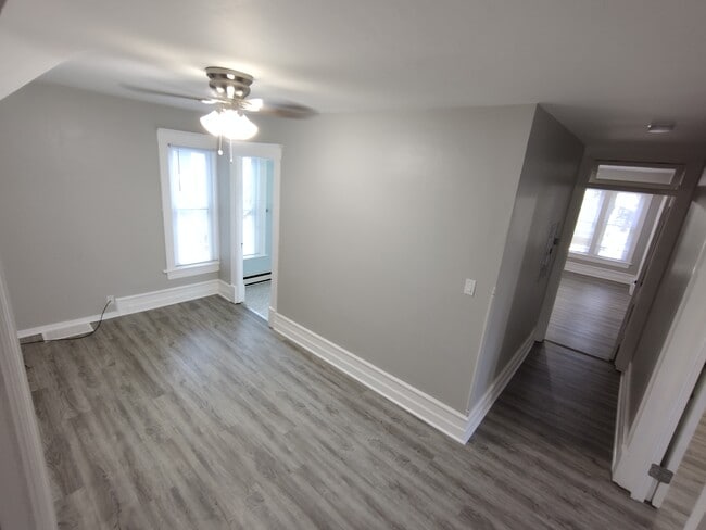 Foto del edificio - 3607 Waukegan Rd