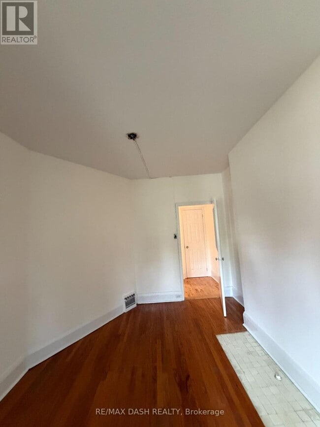 Building Photo - 54 Galley Ave