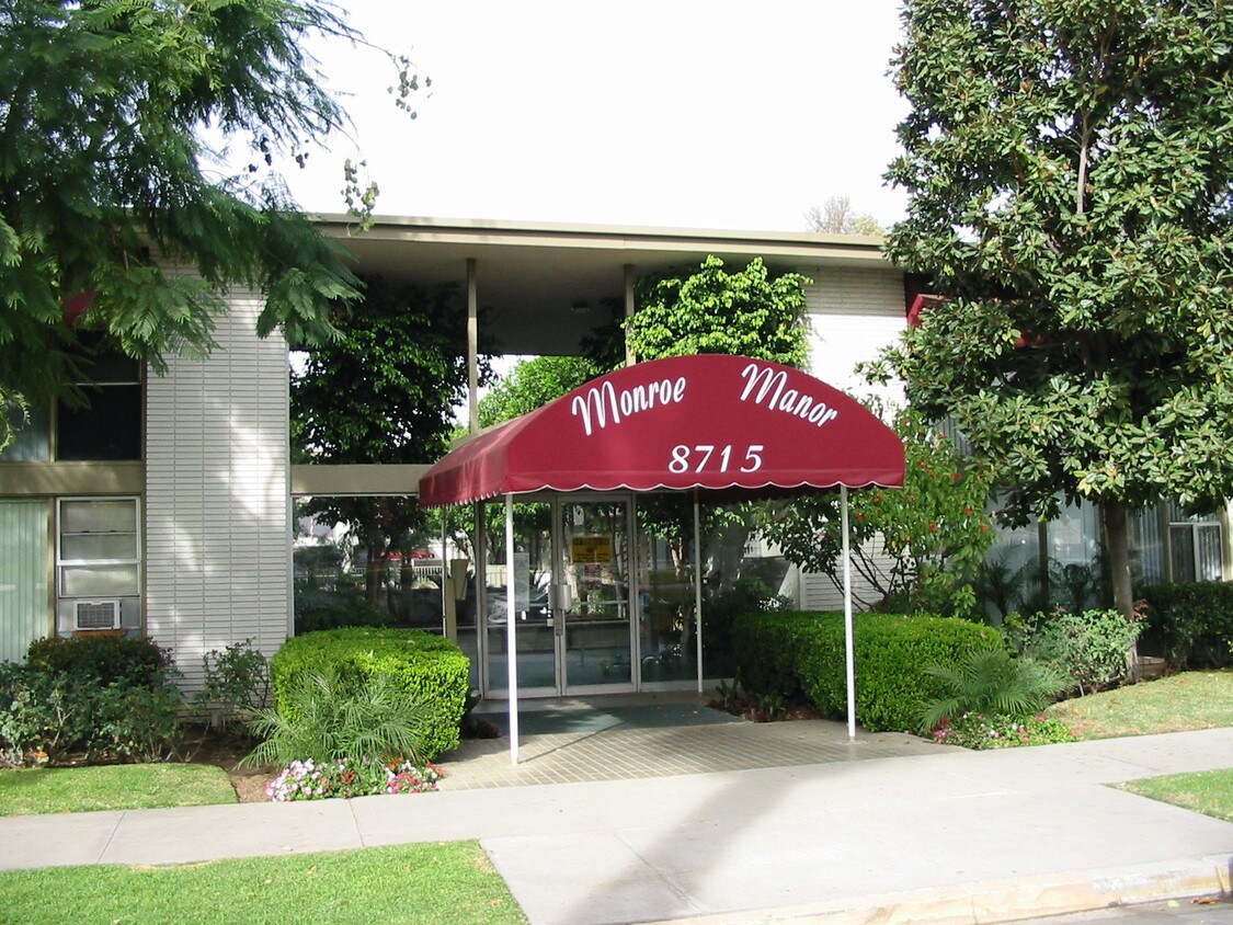 Monroe Manor Apartments Riverside, CA