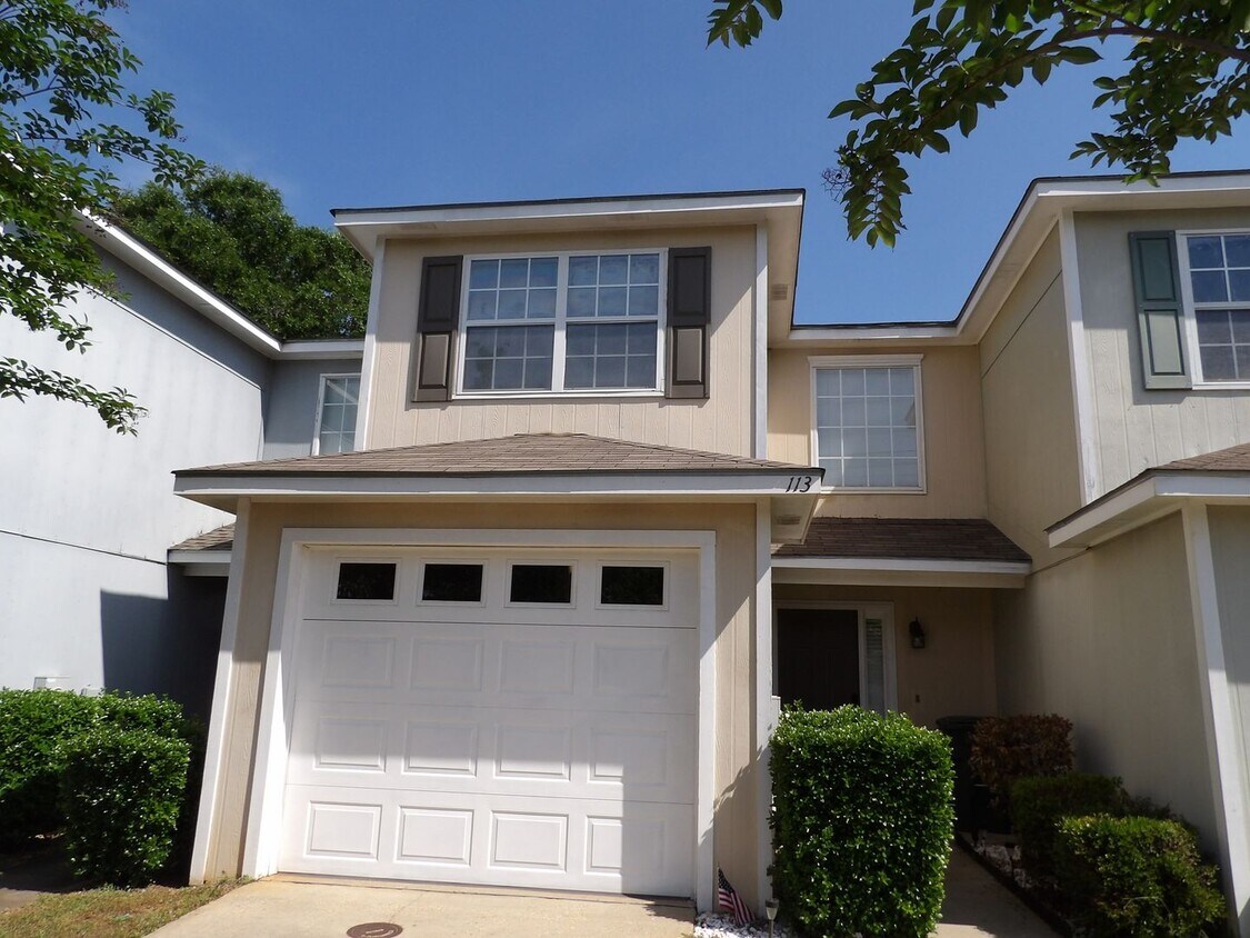 Primary Photo - Foxhill Commons Townhomes, Enterprise, AL