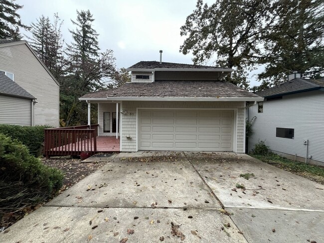 Building Photo - Spacious 3-Bedroom Home with Vaulted Ceilings, Modern Kitchen & Scenic Deck