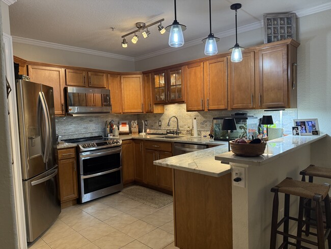 Building Photo - 1701 The Greens Way