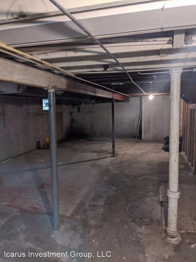 Building Photo - 3 br, 1 bath House - 1469 W 73rd Street