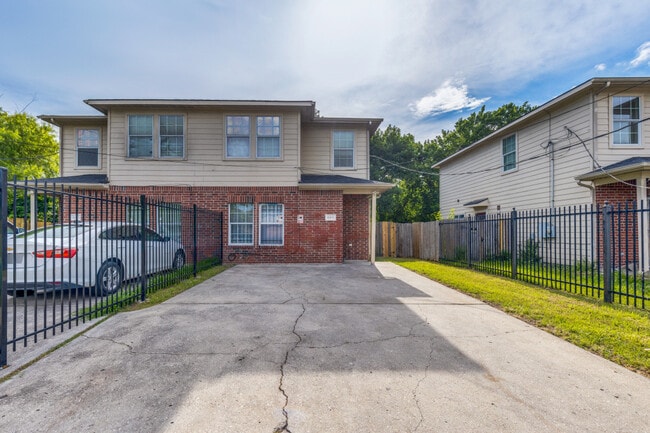 Building Photo - 8130 Jutland Rd