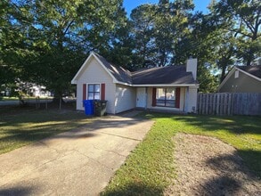 Building Photo - 501 Auburndale Ln