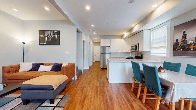 Foto del edificio - 1305 W Barry Ave