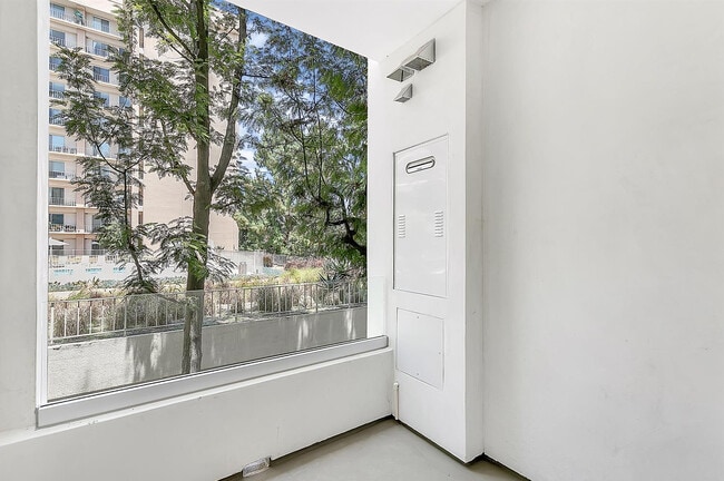 Building Photo - Wetherly Hills