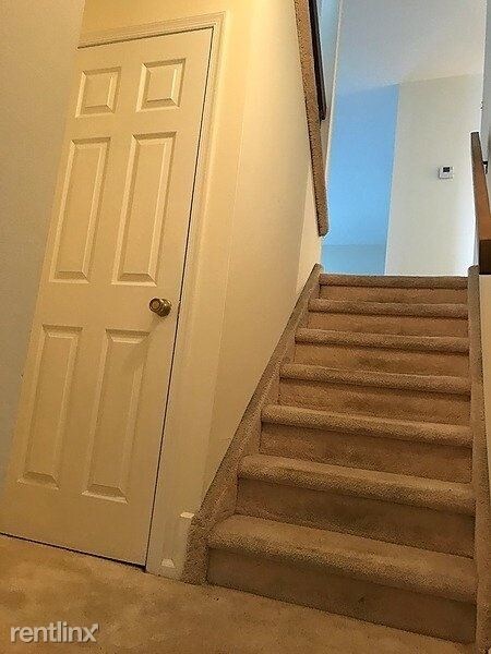 Foto del edificio - 2106 Woodbridge Commons Way
