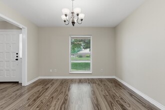 Building Photo - 445 Longmeadow Dr